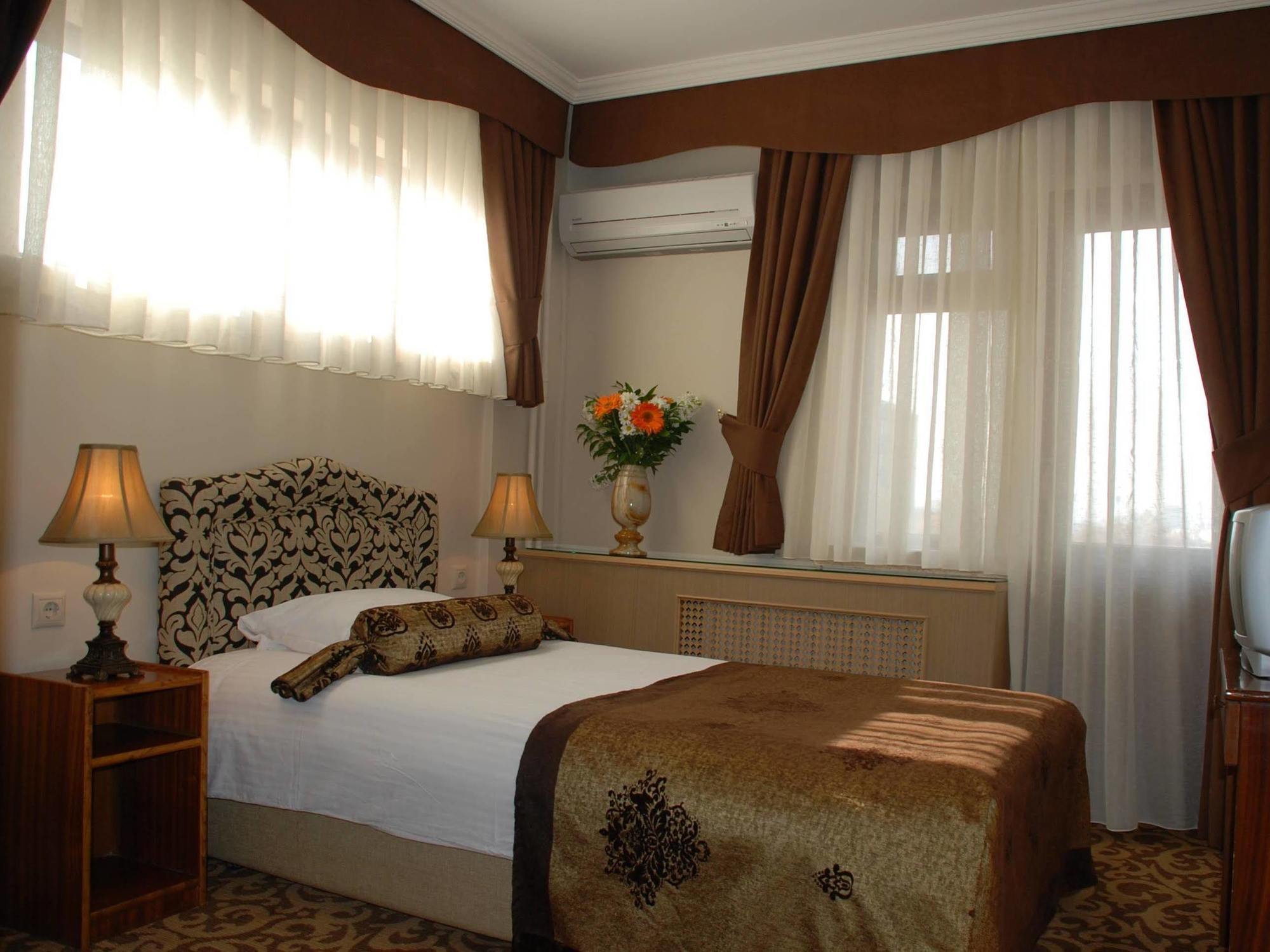 Hotel Mithat Ankara Eksteriør billede